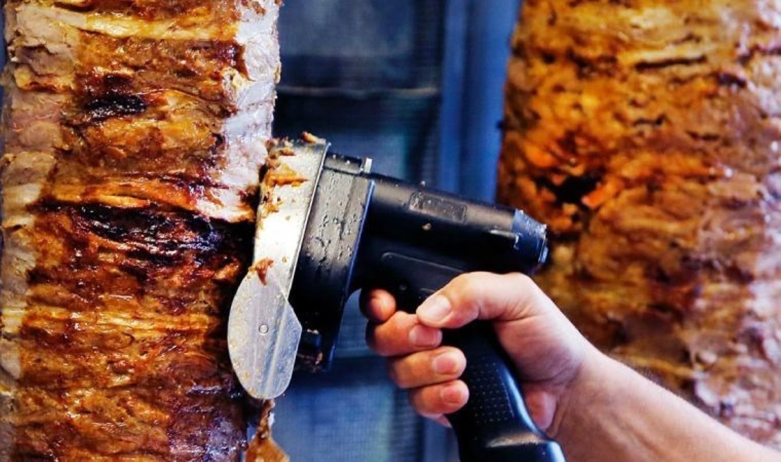 Uzman: ‘Tavuk döner kaynaklı zehirlenmeler, kitlesel sağlık krizlerine yol açabilir’