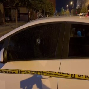 diyarbakirda silahli kavga 7 yarali 9 supheli adliyeye sevk edildi a3h7FFWM