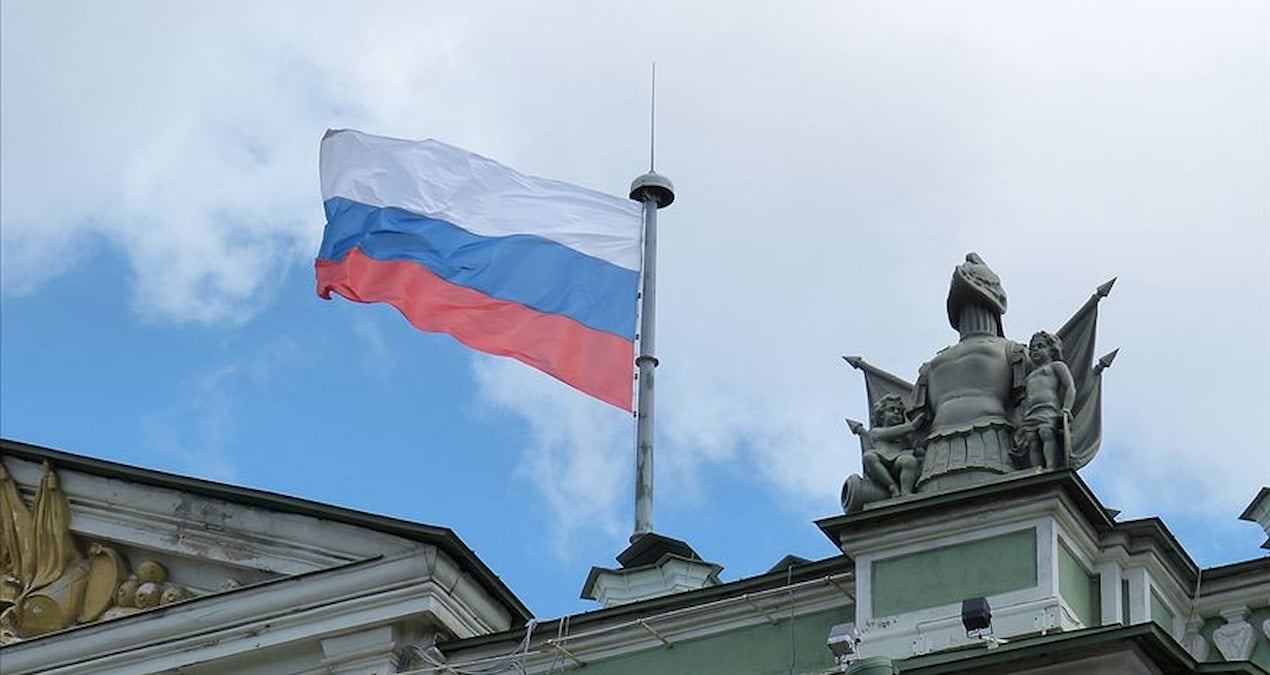 rusya merkez bankasi faizi 100 baz puan indirdi rRwuZMZT