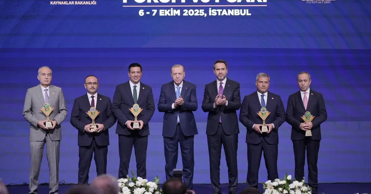 enerji verimliligi forum ve fuarinda senver25 odulleri sahiplerini buldu pRUQX5ti