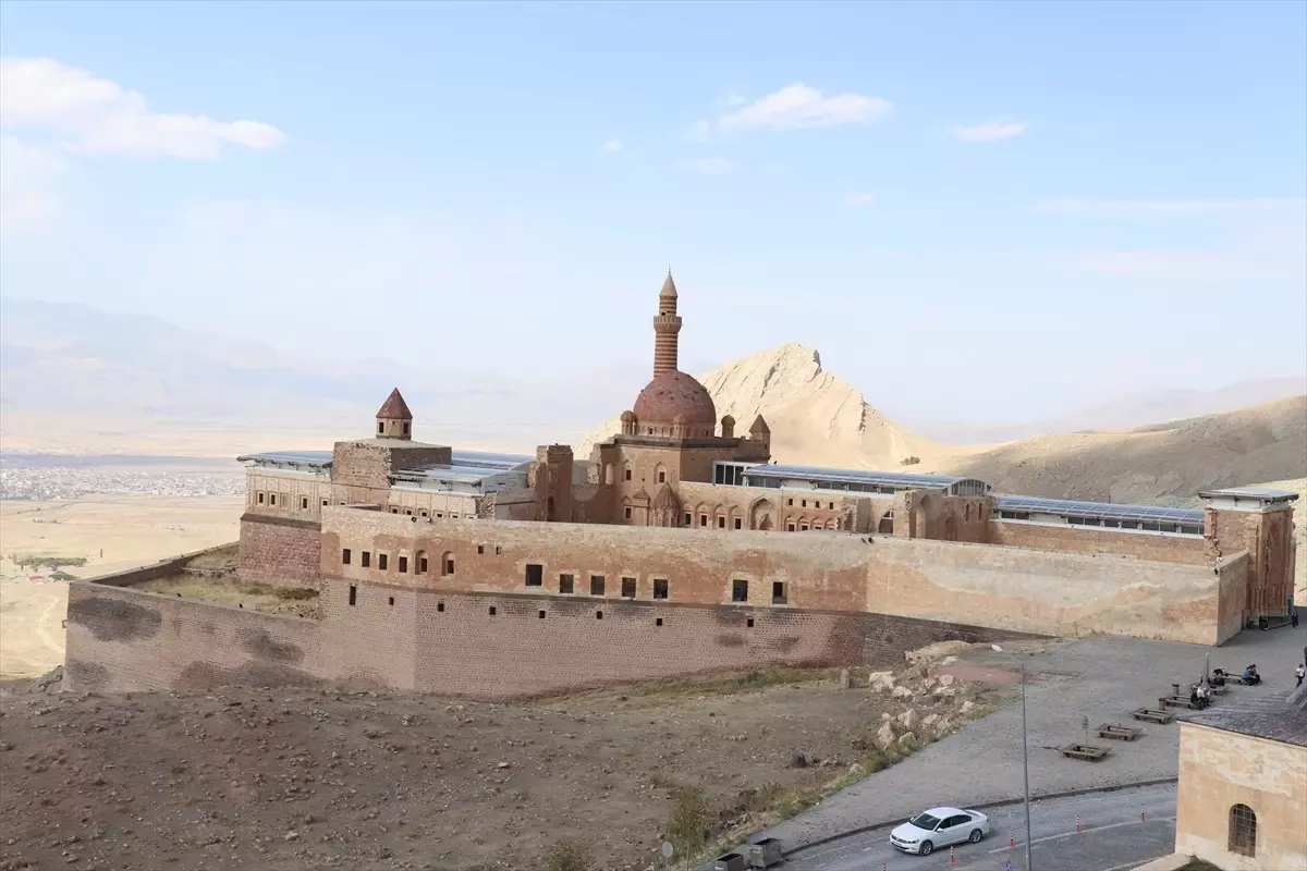 ishak pasa sarayinin unesco dunya mirasi listesi icin yonetim plani hazirlaniyor LI5PZhGh.jpg