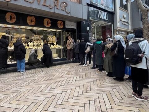 Türkiye’deki Yastık Altı Altın Stoku 8 Bin Tonu Geçerek Tarihi Rekor Kırdı